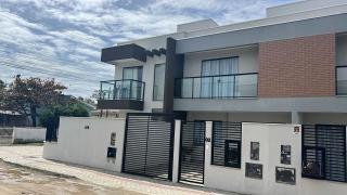 Bombinhas: Sobrado com 3 dormit&oacute;rios sendo 1 su&iacute;te em Gravat&aacute; - Navegantes 4