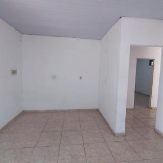 Manaus: casa em via p&uacute;blica, 02 dormit&oacute;rios, Gilberto Mestrinho 11