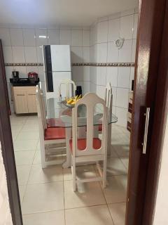Maceió: vendo ampla casa  em condominio fechado com 5 quartos 2 suites lazer completo 5