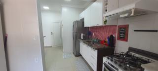 Guaruj&aacute;: Oportunidade, apartamento a poucos metros da praia da Enseada. 6