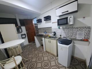 Niterói: Kitnet - Quarto, Banheiro Social e Cozinha integrada com área de serviço e lavanderia 1