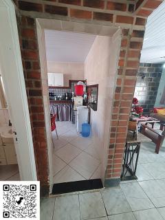 Maric&aacute;: Casa com 3 Su&iacute;tes( sendo 2 Externas), &Aacute;rea Gourmet com Jogos e Piscina. 10