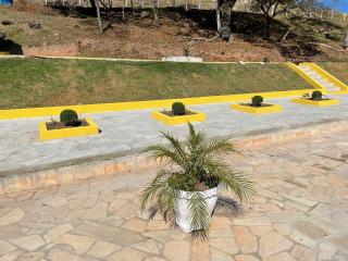 Baependi: Ch&aacute;cara a venda caladinha com a cachoeira em Baependi MG 13