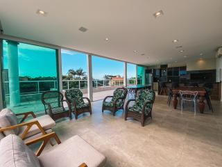 Florian&oacute;polis: Casa &Agrave; Venda Em Jurer&ecirc; Internacional &Agrave; 100mts Do Mar Em Terreno De 700m&sup2;! 24