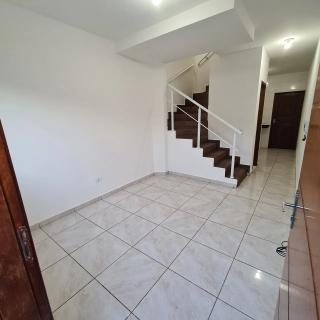 Praia Grande: Casa Encantadora em Condom&iacute;nio 8
