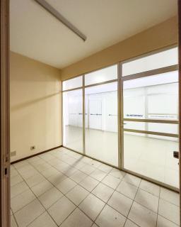 Crici&uacute;ma: Sala comercial localizada no edif&iacute;cio Uno no Centro de Crici&uacute;ma 4