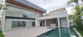 Rio de Janeiro: Quintas do Rio - Casa triplex de 05 quartos su&iacute;tes com 860 m2 1