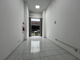 Crici&uacute;ma: Sala comercial t&eacute;rrea a venda no Ed. Dol&aacute;rio dos Santos em Crici&uacute;ma S 3