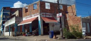 Salvador: vendo imovel comercial com mercado e residencia 1