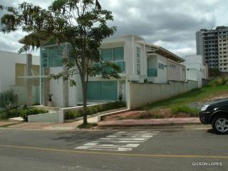 Juiz de Fora: CASA  1