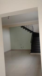 S&atilde;o Paulo: Casa comercial 450m&sup2; na &Aacute;gua Fria pr&oacute;x metr&ocirc; 3