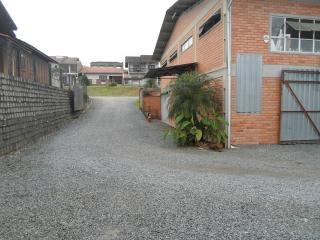 Joinville: Condom&iacute;nio de salas p/ dep&oacute;sito e servi&ccedil;os 1