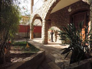 Belo Horizonte: Casa 4 quartos, 4 banhos, 1 su&iacute;te, churrasqueira 1