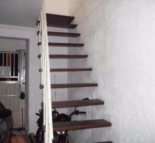 Carapicu&iacute;ba: Sobrado Lindo Quase de Gra&ccedil;a todo acabada com 5 casas 4