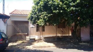 Sales: CASA COM 3 QUARTOS NA VILA ELMAS 1