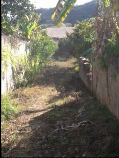 Guararema: Vendo ou troco chácara (a casa está em fase de acabamento) por casa 5