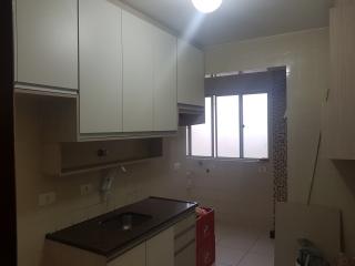 Londrina: Ótimo apartamento com piso laminado e cozinha planejada. 5