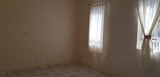 Avar&eacute;: Casa bem arejada no Jardim S&atilde;o Paulo com 2 quartos e uma su&iacute;te 4