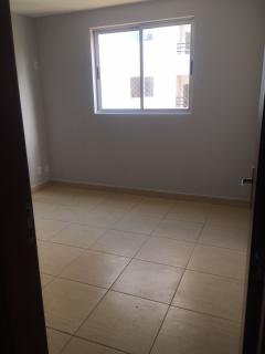Goi&acirc;nia: Alugo Apt 2/4 3