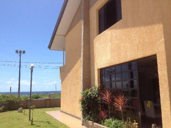 Pontal do Paran&aacute;: Sobrado Beira Mar 8