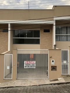 Blumenau: sobrado novo 1