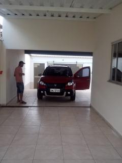 An&aacute;polis: Excelente casa para morar ou investir! 8