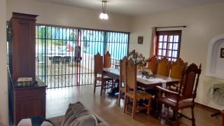 Bras&iacute;lia: Vendo a minha casa, mobiliada, no Lago Sul, 4qts(3sts), piscina, churrasqueira, pomar, apartamento independentes no sot&atilde;o. 5