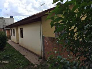 São José dos Pinhais: Terreno com duas casas 3 quartos 3