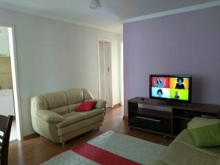 Curitiba: Vende-se Apartamento - Pinheirinho 2