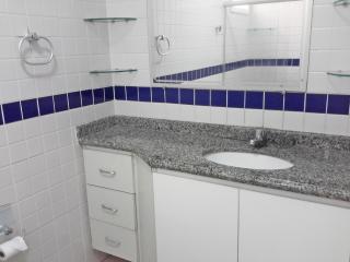 Feira de Santana: Casa em condom&iacute;nio fechado rec&eacute;m reformada. 8