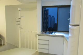 S&atilde;o Paulo: Apartamento duplex mobiliado com varanda e vaga coberta 3