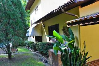 Niter&oacute;i: Casa 3 quartos condom&iacute;nio em Itaipu 2