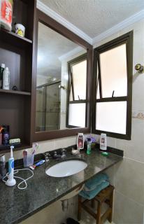 Guaruj&aacute;: Apartamento a venda, 1 quadra da praia, Ast&uacute;rias 8