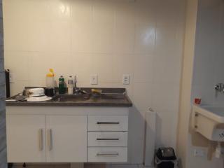 Cotia: Apartamento cobertura para venda, 3 quartos 1 sendo suite, cozinha americana, sala, banheiro, cobertura com churrasqueira. Condom&iacute;nio tem piscina, quadra , sal&atilde;o de festas, churrasqueira e playground  1