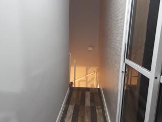 Cotia: Apartamento cobertura para venda, 3 quartos 1 sendo suite, cozinha americana, sala, banheiro, cobertura com churrasqueira. Condom&iacute;nio tem piscina, quadra , sal&atilde;o de festas, churrasqueira e playground  4