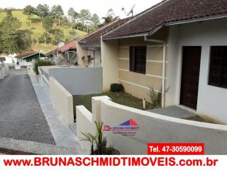 S&atilde;o Bento do Sul: Casa no B&ordm; Schramm em condom&iacute;nio fechado! 2