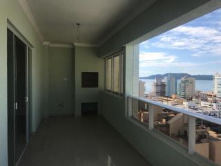 Itapema: Apartamento 4 suítes NOVO, ótima localização 2