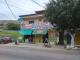 2 casas, 2 lojas, 1 terreno enorme. Tudo por somente