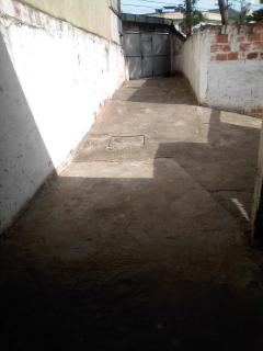 São Gonçalo: alugo quarto para homem 2