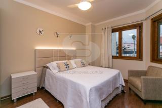 Porto Alegre: vendo lindo sobrado com 3 q em otima localiza&ccedil;&atilde;o 7