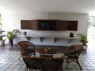 Recife: Apartamento a venda nas Graças, 113 m² com 3 qts. 8