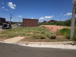 Limeira: Terreno 207m2 - esquina - ótima localização! 1