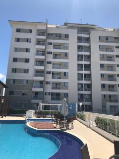 Lauro de Freitas: Vendo Urgente - Apartamento Reserva Camboim, 2 Quartos, Su&iacute;te, Garagem, Piscina, Churrasqueira, Academia, 69m2, Lauro de Freitas oportunidade!!!!!! 2