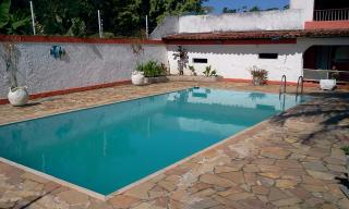 Maricá: Casa Linear com 05 quartos, sendo 04 suítes, piscina e sauna, para venda. 4