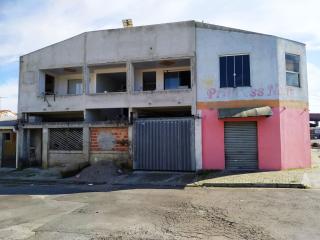 S. J. dos Pinhais: Sobrado 600 m² com 2 moradias e 4 salas comerciais 2