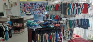 Joinville: &Eacute; pra vender r&aacute;pido...MEGA loja de roupas infantil e adulto, toda equipada 4