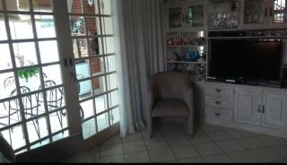 Florian&oacute;polis: &Oacute;tima casa Canasvieiras 03 quartos, 01 Su&iacute;te 3