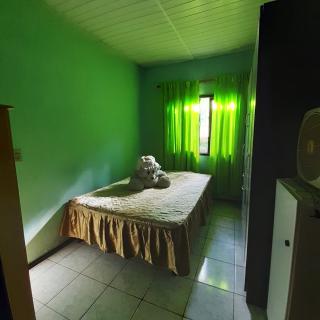 Joinville: Feirão de Imóveis! Vende-se Casa Plana em Bairro Alto Padrão 5