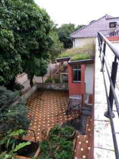 Porto Alegre: VENDE-SE CASA EM ARBORIZADO BAIRRO COM AMPLO TERRAÇO! 8