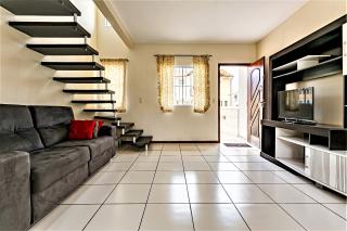 Florian&oacute;polis: Venda! Casa duplex Praia Santinho/Ingleses pr&oacute;ximo do mar e com&eacute;rcio em geral 1